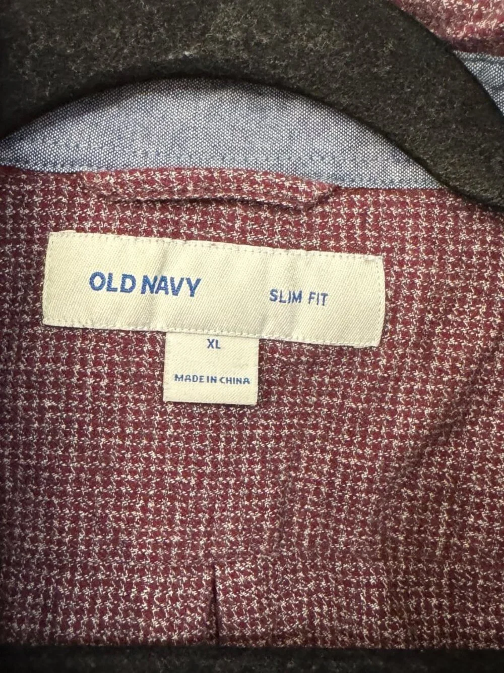 Old Navy Slim Fit Burgundy Textured Long Sleeve Button Down Shirt | Size XL